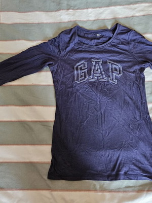 GAP women's long-sleeve shirt, S/M, blue