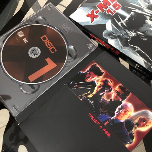 X-Men 2-Disc DVD used with over 5 hours of exclusive extras