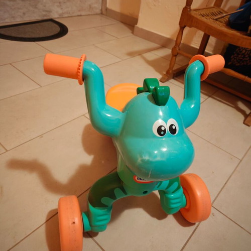 Tricycle used, children's riding toy