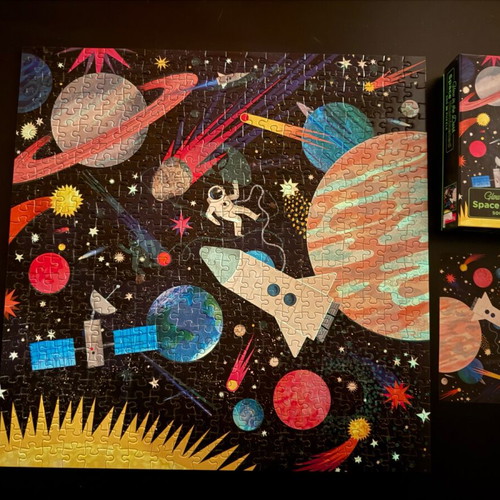 Glow in the Dark Space Puzzle 500 Pieces Like New