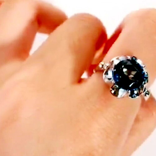 Women's silver 925 ring new with mystic quartz