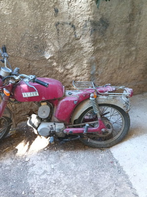 Yamaha YB 50 μηχανή μεταχειρισμένη για ανταλλακτικά, κόκκινη, χειροκίνητη