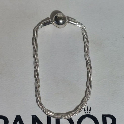 Pandora bracelet new, size 19 cm, silver with round clasp