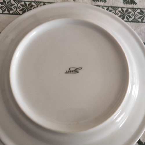 Lubiana large porcelain restaurant plates like new, 25 cm, pack of 17