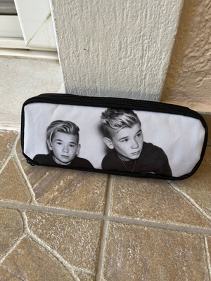 Marcus & Martinus pencil case like new