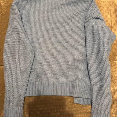 Pink Woman knitted cardigan size s-m like new, blue