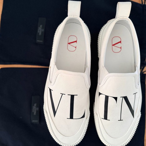 Valentino Garavani VLTN slip-on sneakers white like new size 43
