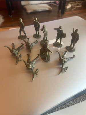 Soldier figures used 1990 in excellent condition
