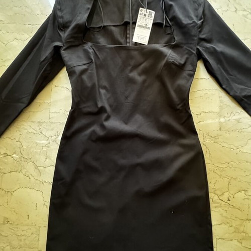 Stradivarius short black dress with long sleeve and square neckline, size L