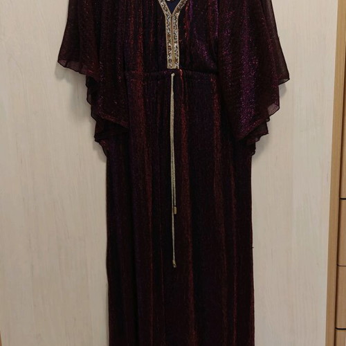Fueguina evening dress like new, midi glitter embellished