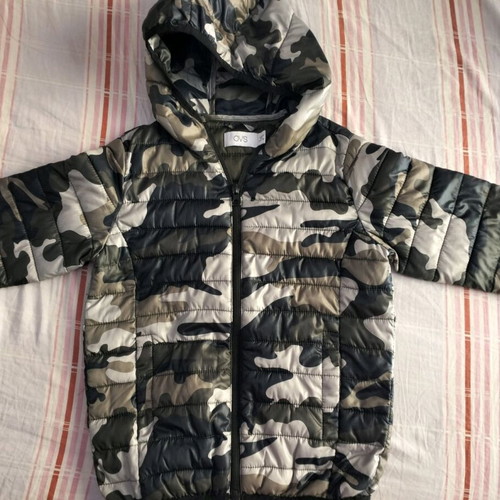 Boys' jackets and cardigans used, sizes 110-122 cm