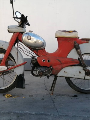 Μοτοποδήλατο Rabeneick Binetta 50cc μεταχειρισμένο, δεκαετίας 1950-1960, κόκκινο