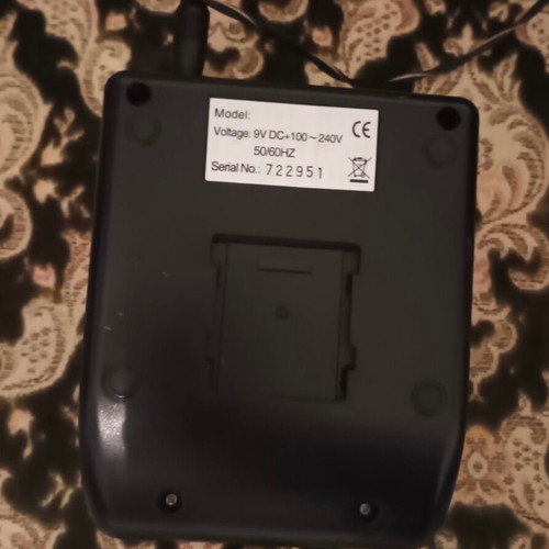 Digital money counter used with counterfeit detection