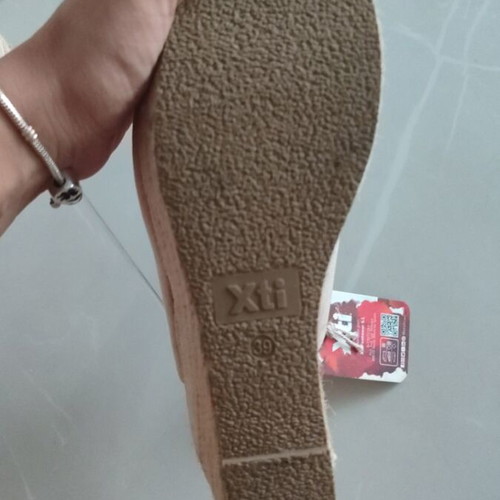 Xti platform sandals new, beige, size 39