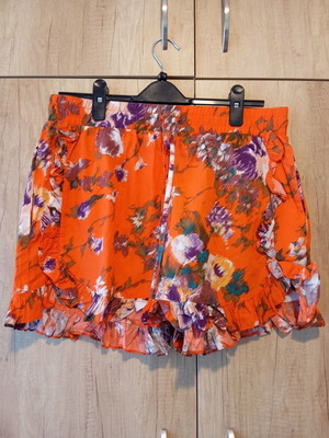 H&M Cotton Shorts like new, orange, summer design