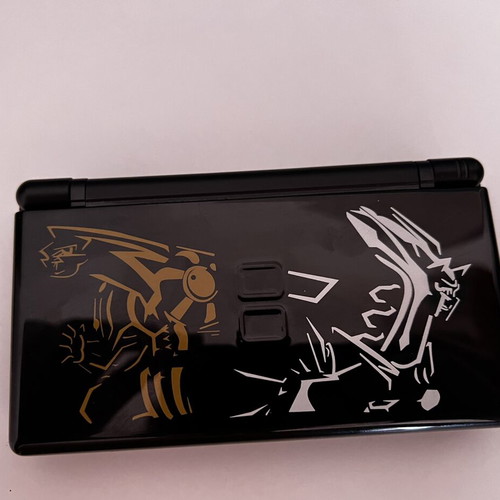 Nintendo DS Lite Pokémon Diamond & Pearl Limited Edition like new with games