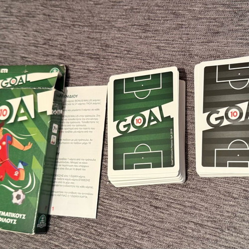 Trivial Pursuit Genus Bite Edition and Goal card games used
