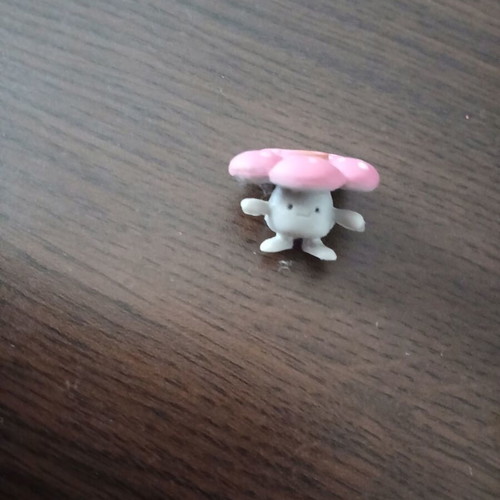 Vileplume mini figure Pokemon