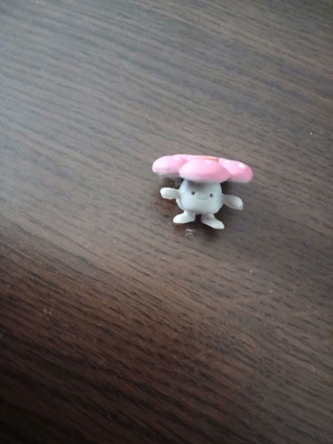 Vileplume mini figure Pokemon