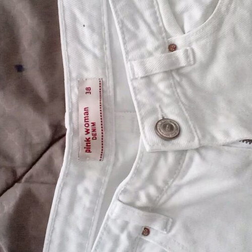 Pink Woman white denim shorts size 38 like new