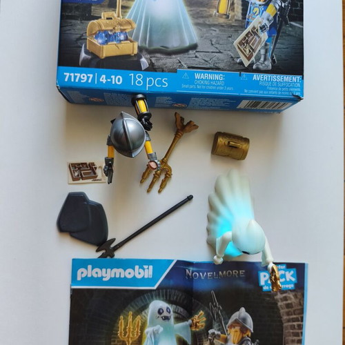 Playmobil Novelmore 71797 set with color-changing ghost used