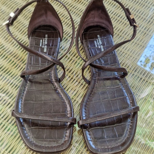 Michael Kors leather sandals size 38.5 like new