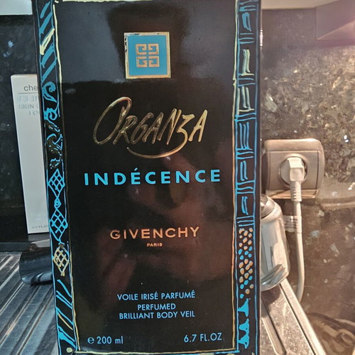 Givenchy Organza Indecence perfumed body veil 100ml