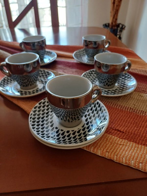 Σετ φλιτζάνια espresso Inart από fine porcelain 5 τμχ. + 1 extra πιατάκι σαν καινούργιο