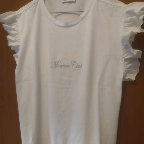 Pink Woman white t-shirt used with ruffles and embroidery, size L