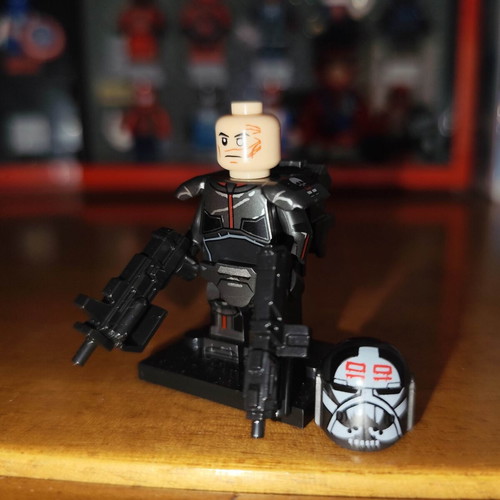 Wrecker figure like new with base, backpack, blasters, armor