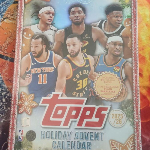 Topps 2025/26 Holiday Advent Calendar sealed box