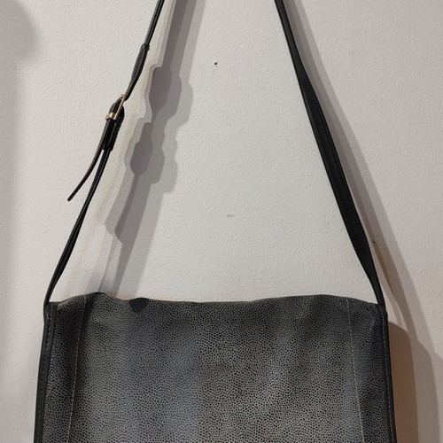 Women's shoulder bag used, synthetic, faded green color