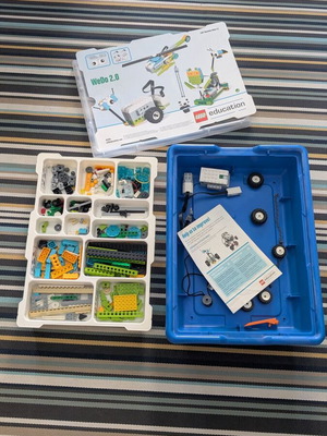 LEGO Education WeDo 2.0 Core Set 45300, complete