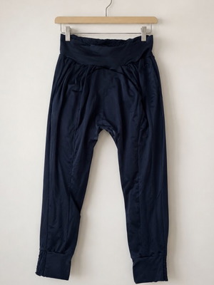 On Line harem pants women's size S like new, black