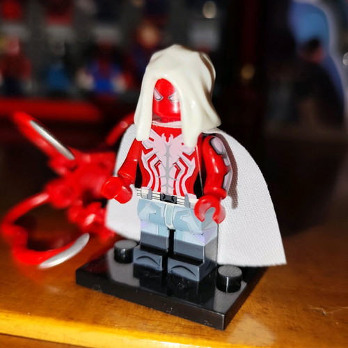 Spider-Man Peter Parker (Arachknight Suit) σαν καινούργιο με εξαρτήματα