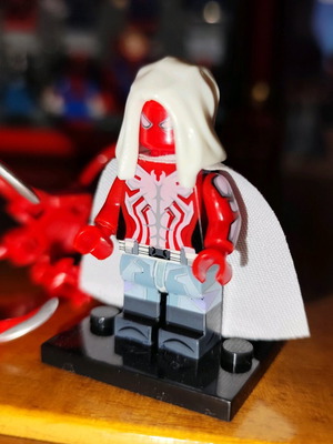 Spider-Man Peter Parker (Arachknight Suit) σαν καινούργιο με εξαρτήματα