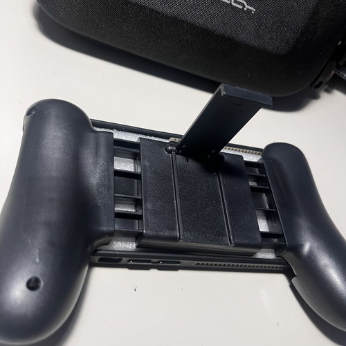 Gamepad controller for Android and Apple iOS smartphones new