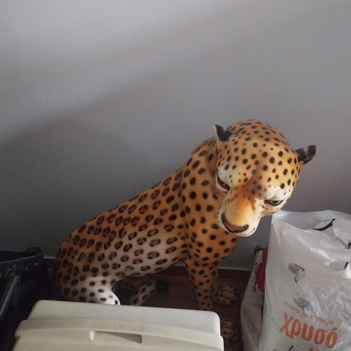 Leopard Italian porcelain, 1 meter, like new