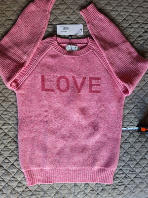 Pink pullover with LOVE logo for 12-year-old girl, new