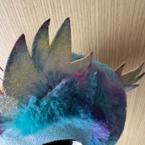 Plush dragon like new