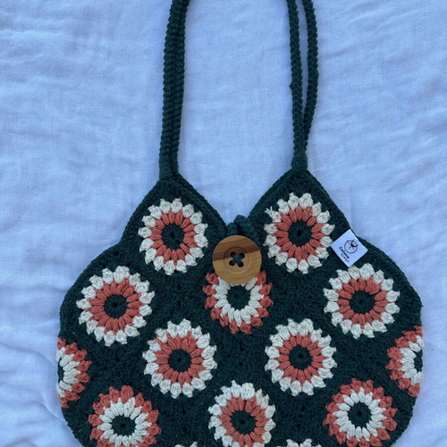 Knitted shoulder bag with colorful floral patterns, new, cotton yarn
