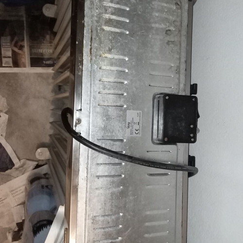 Student equipment: For sale a standalone kitchen unit with two large burners.