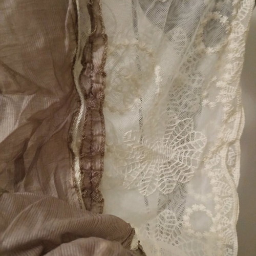 Long thin scarf with lace used, cotton, two-tone light brown and ecru