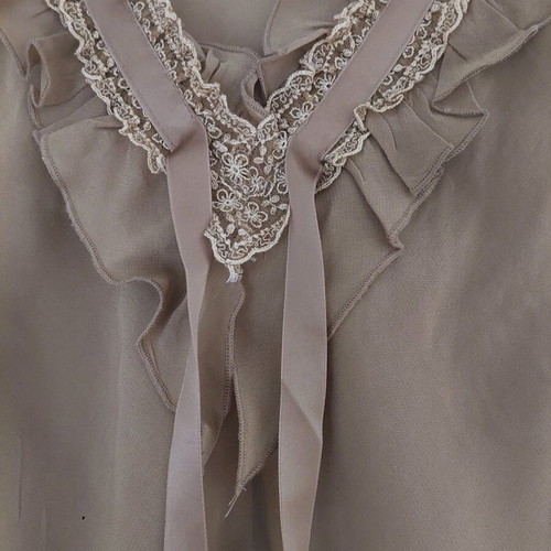 Lussile top camel color size Medium like new