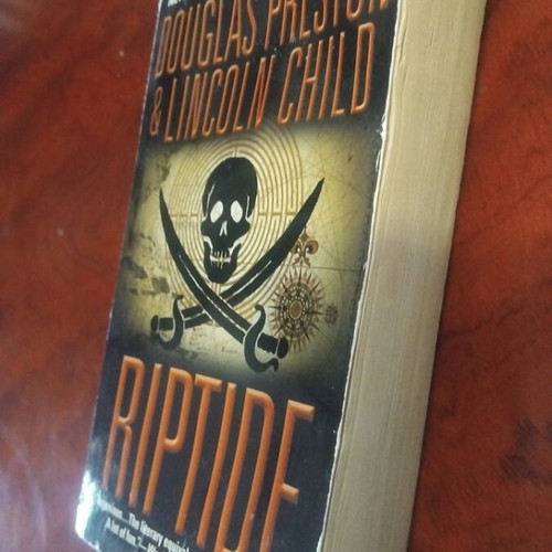 Riptide book used, English