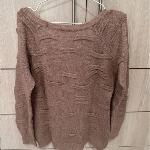 Stradivarius light sweater pink - dusty apple with gold thread like new