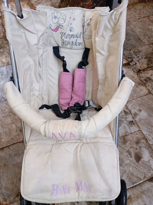 Baby stroller used, lightweight with easy folding