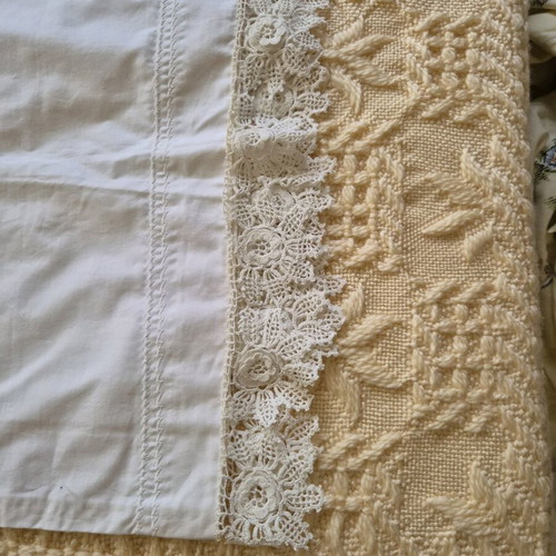 Pillowcases set of 3 white, new