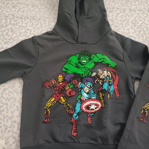 Marvel Avengers tracksuit set used, size 3-4 years