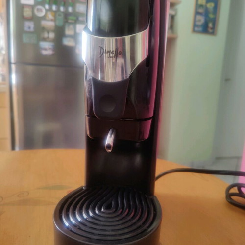 Dimello WPod400 Espresso Coffee Maker like new